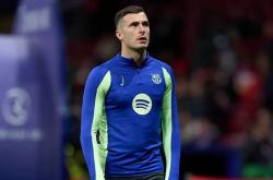 巴塞罗那敲定门将离队方案，意外续约佩尼亚，避免人财两空