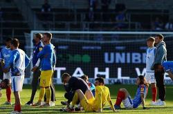 帕德博恩连续失利，荷尔斯泰因基尔友谊赛客场表现出色