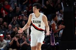 波特兰开拓者VS明尼苏达森林狼：杨瀚森常规赛首秀，爱德华兹伤情成疑