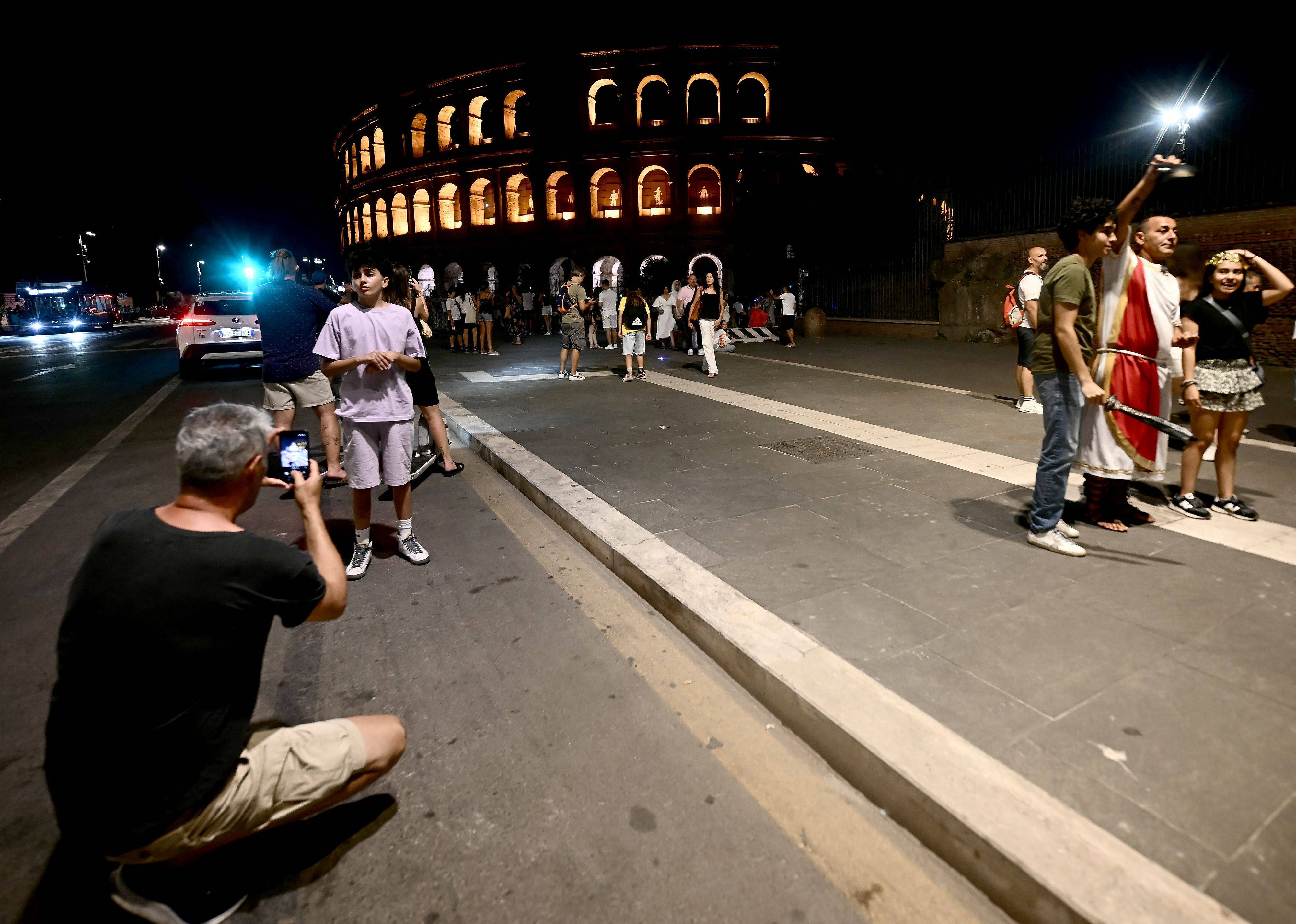 （外代一线）罗马：夜晚的斗兽场