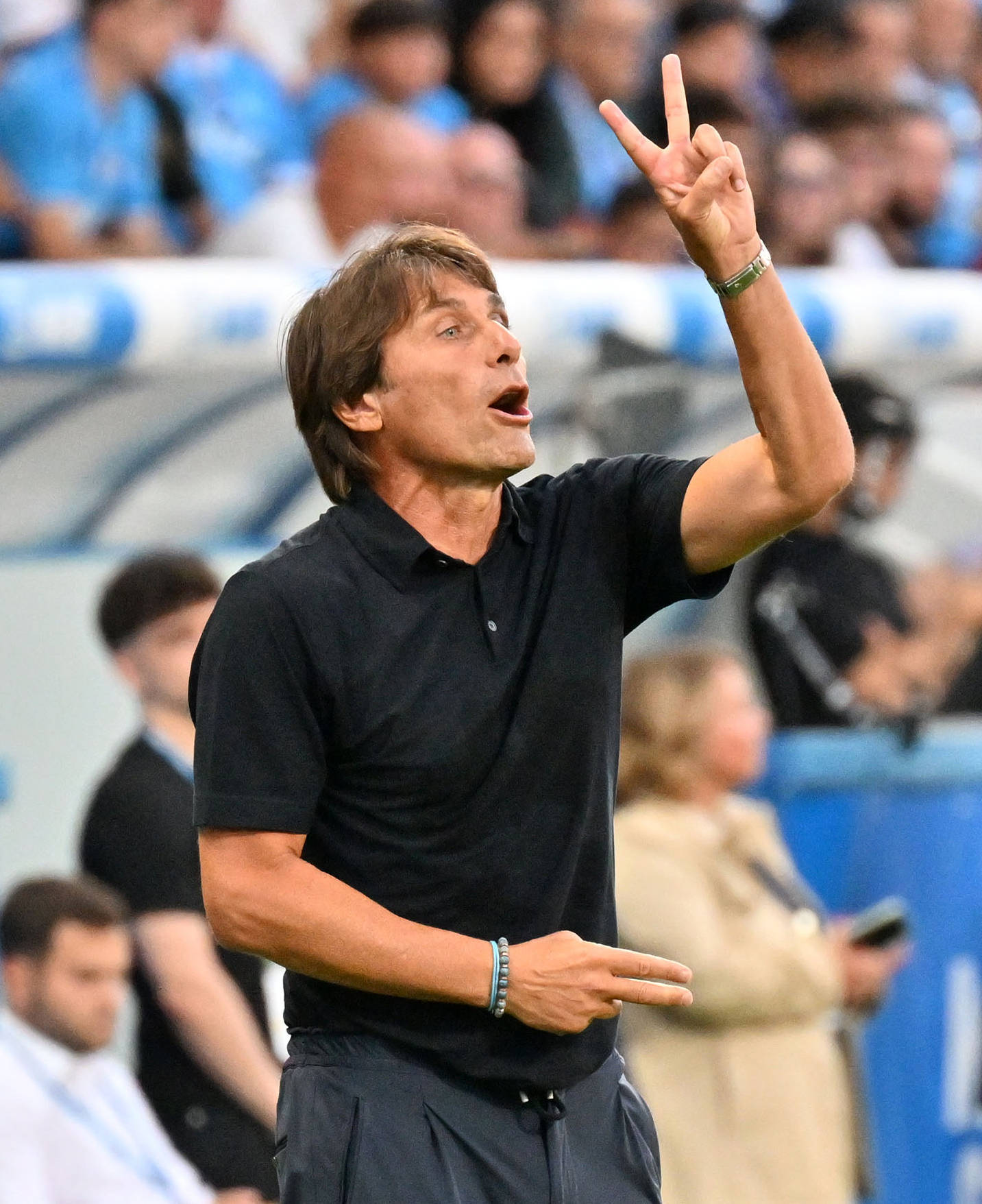 (体育)足球——意甲:那不勒斯胜萨索洛