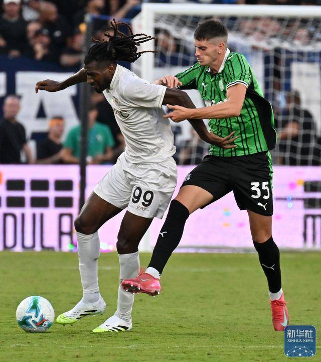 足球丨意甲:那不勒斯胜萨索洛