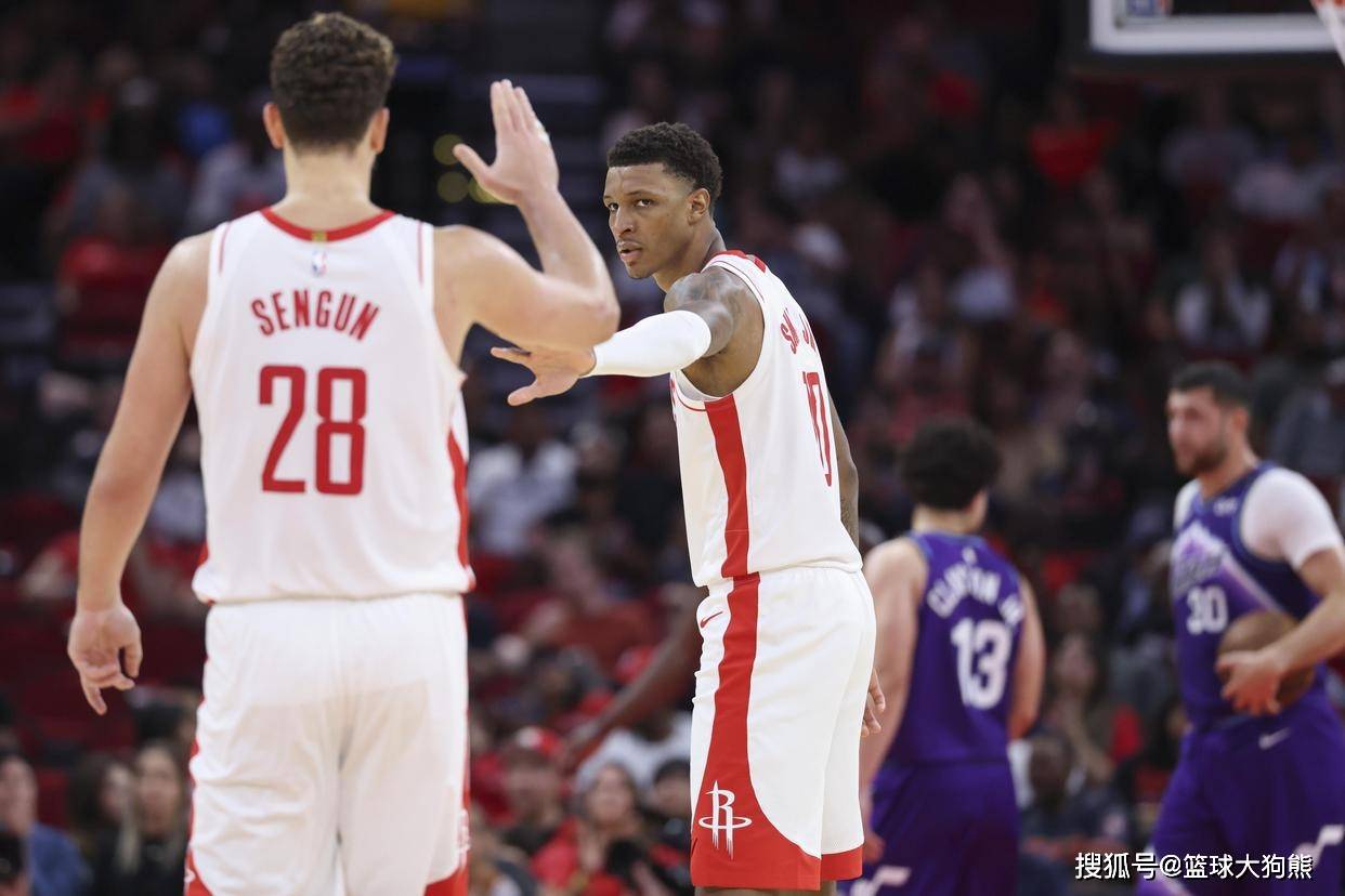 险胜独行侠,火箭队变阵!全新首发出炉,轮换人数+1,老射手出战