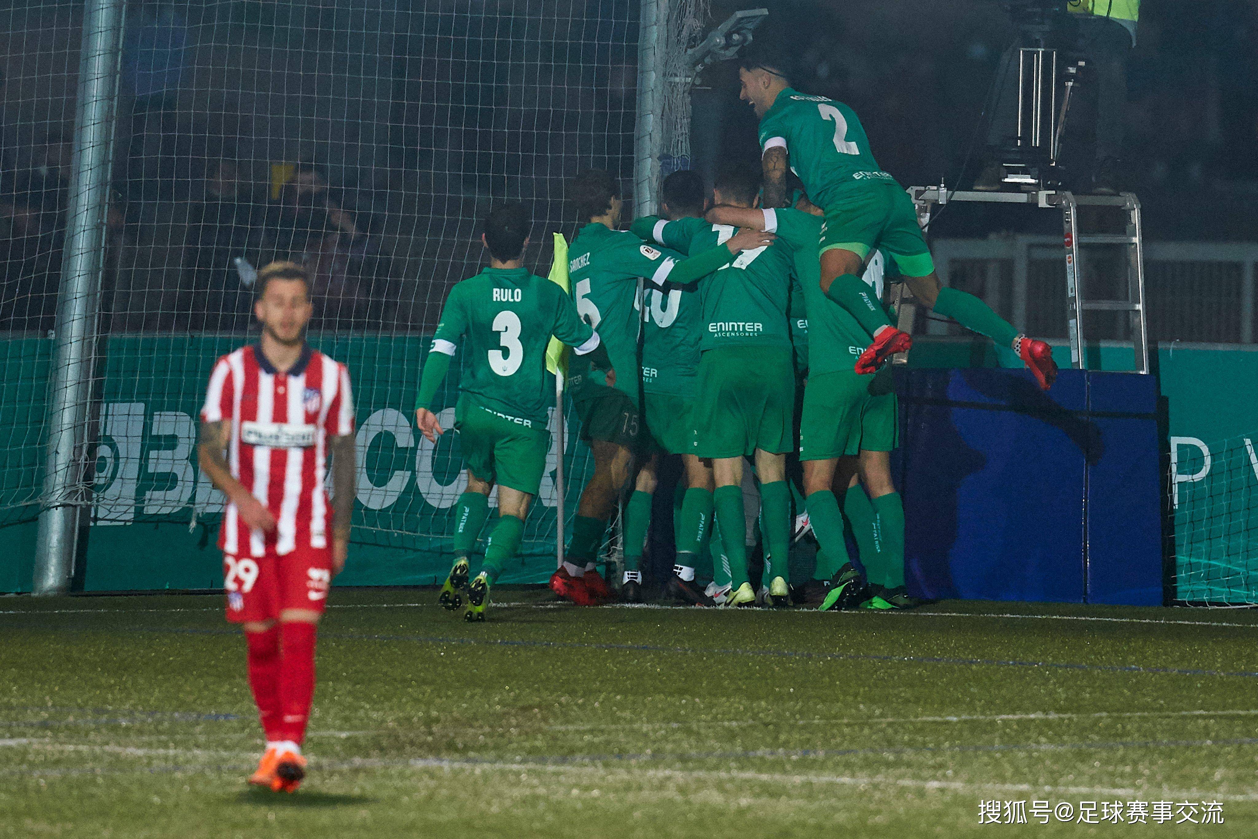 今日足球:西班牙人vs塞维利亚 萨索洛vs比萨