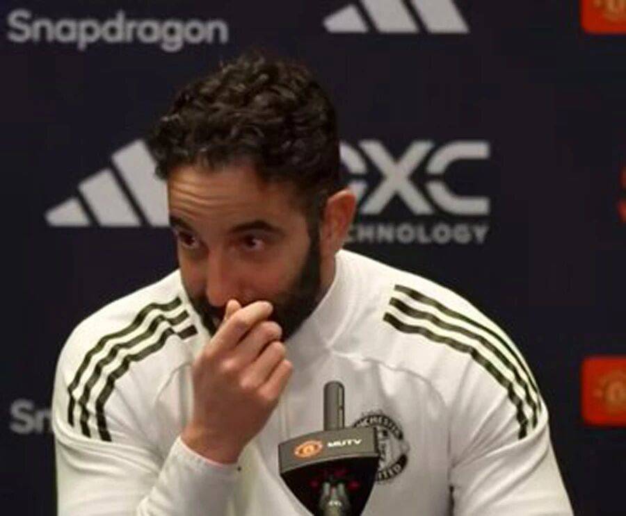 维拉买人桑乔恐沦为冗员，曼联彻底放弃！拉什福德狂赞巴萨求留下