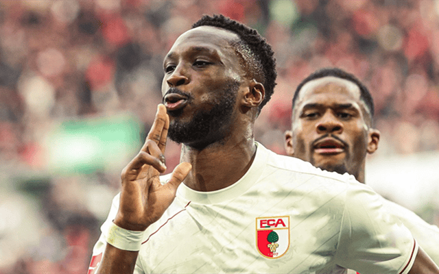 德甲：法兰克福状态一般，奥格斯堡表现跳跃